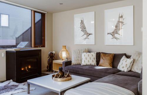 Thredbo Ski Chalet | Snowstream 8