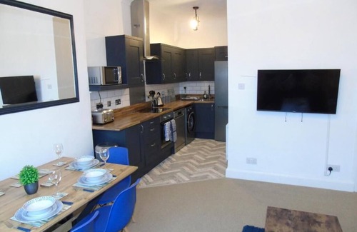 Helensburgh Apartment | Snug - Sealladh Mara Apartment