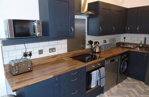 Helensburgh Apartment | Snug - Sealladh Mara Apartment