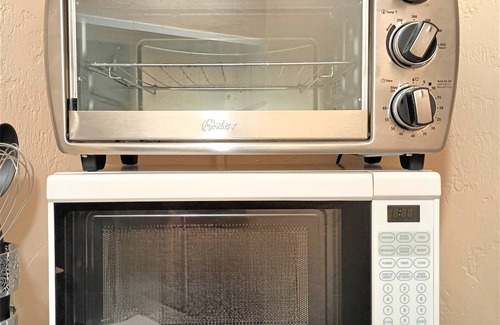 South Lake Apartment | Snug Spot for Spot: Cozy Retreat Month-Long Stays