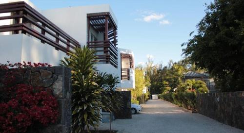Roches Noires Villa | So Beach Villa In Situ