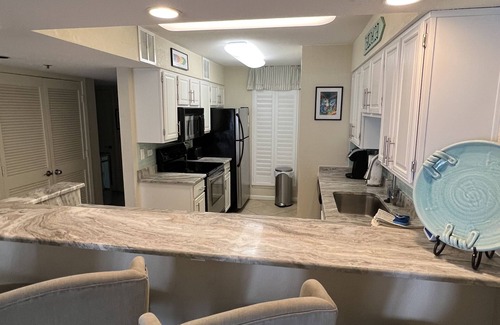 Fort Walton Beach - Destin Condo | SO CLOSE, YOUR TOES ARE ALMOST IN THE SAND! BOOK EARLY!nPREMIER HOST!