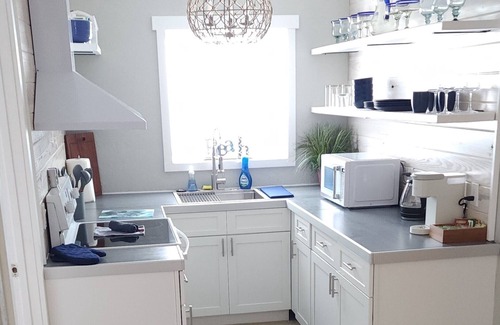 Truckland House | So Coastal! A family and pet friendly home