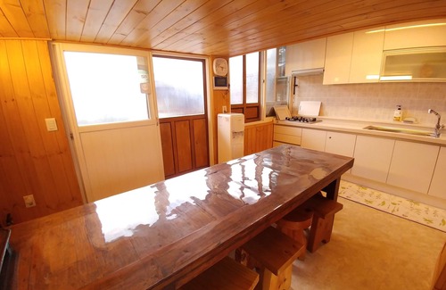 Samcheong-dong House | So Hyeon Dang Hanok Guesthouse
