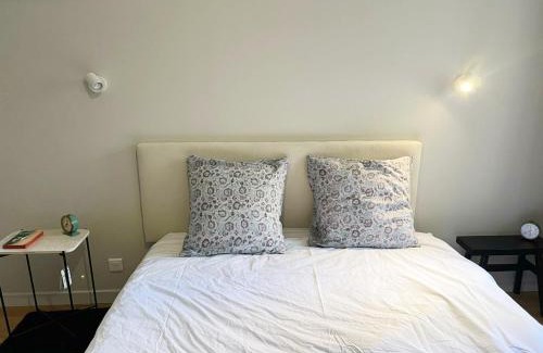 Jardin des plantes Apartment | So Paris Group - Fully Serviced Studio Apartment - Jardin des Plantes - Heart of Paris