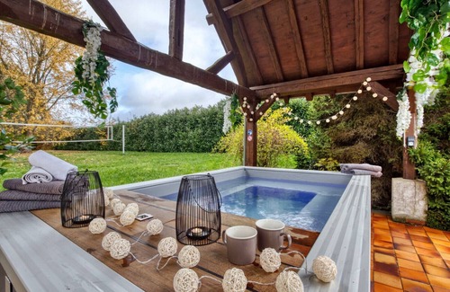 Saint-Maurice-sur-Aveyron Villa | So Villa Bergerie (45) - Heated pool - Foot - 1h30 Paris - 30 p.