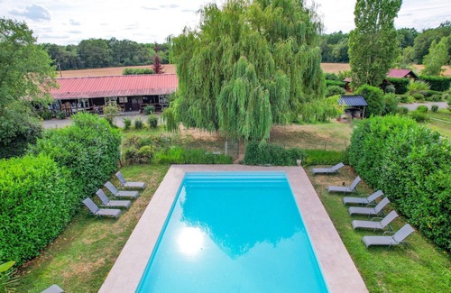 Sainte-Genevieve-des-Bois Villa | So Villa les Cabanes (45) - Heated swimming pool - City Stadium - 1h30 Paris - 62p