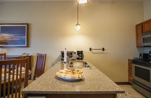 Snowshoe Condo | Soaring Eagle 414, Studio