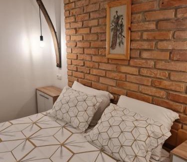 Majsperk House | Soba tete Tile - Hiša ob gozdu