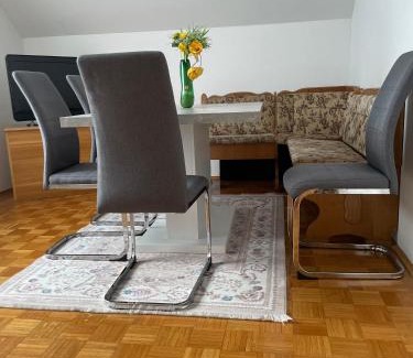 Gradacac Apartment | Sobe Lara