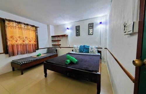 Downtown Siem Reap House | Soben Cafe Guesthouse