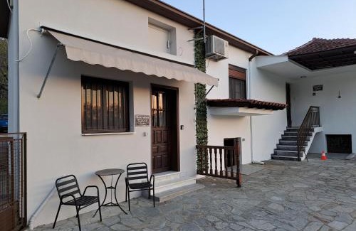 Kastraki Apartment | SOCRATES Ethnic and traditional STUDIO