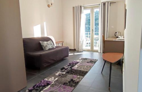 Mesolongi Apartment | Socrates Organic Village - Wild Olive