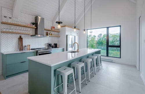 Beaupre Ski Chalet | SOFA VILLAS