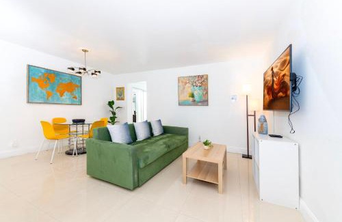 South Pointe Apartment | Sofi Beach Apartments
