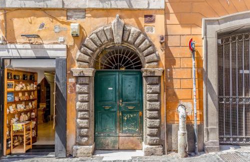 Rione II Trevi House | Sofia guest house