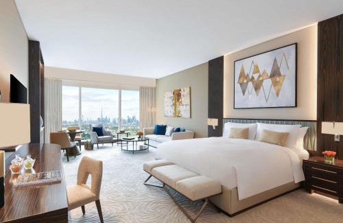 Bur Dubai Hotel | Sofitel Dubai The Obelisk
