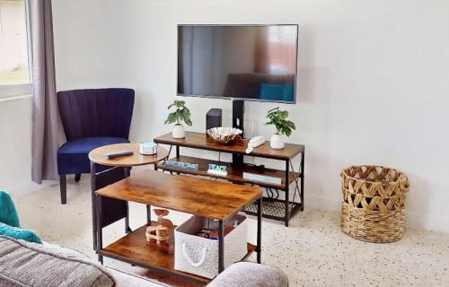 Hallandale Beach House | SoFla Sanctuary
