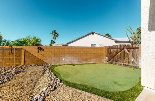 Casas Adobes House | Soft Winds Abode