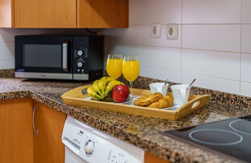 Plaza de Toros Vieja Apartment | Soho & Sea Views - Parking