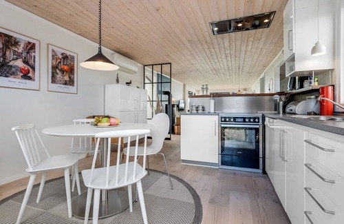 Vibæk Strand House | "Soini" - 50m from the sea by Interhome