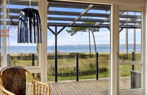 Vibæk Strand House | "Soini" - 50m from the sea by Interhome