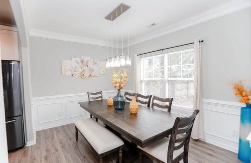 East Ocean View House | Sojourn Bay Breeze Oasis – 4BR Family Retreat