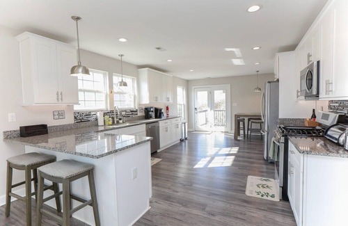 East Ocean View House | Sojourn Bay Breeze Retreat 4 BR Beach Home