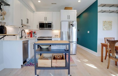Shaw Apartment | Sojourn Condo in NW DC, 2 blocks to Shaw Metro