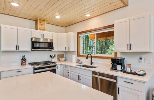Willow House | Sojourn Lodge~Recreational Haven