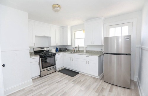 Willoughby Spit Apartment | Sojourn on the Bay 2 BR Private Beach Access