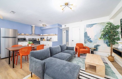East Ocean View Apartment | Sojourn's Chic Bungalow < 10 Min. Stroll to Beach