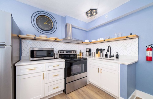 East Ocean View Apartment | Sojourn's Harborage Pet-Friendly