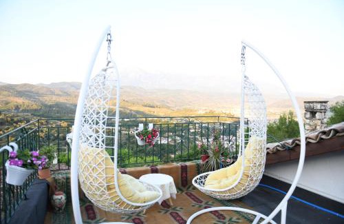 Berat Villa | Sokaku Monark