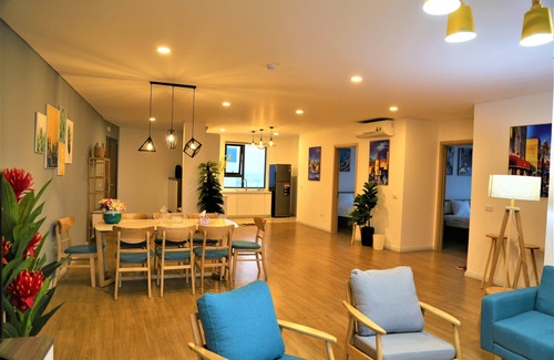 Hanoi Condo | Sol 5 luxurios central big group pool