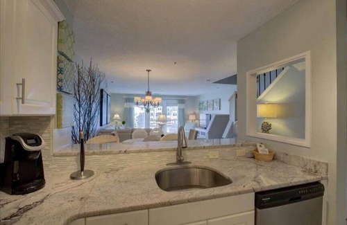 North Topsail Beach Condo | "Sol Connection" 2 bed/2.5 bath condo/Villa Capriani in N Topsail