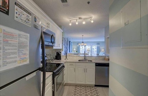 North Topsail Beach Condo | "Sol Connection" 2 bed/2.5 bath condo/Villa Capriani in N Topsail