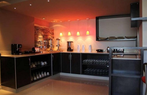 Nueva Cordoba Hotel | Sol de Piedra Suites & Apart