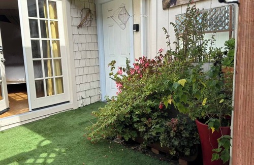 Dimond Apartment | Sol & Luna Garden Getaway