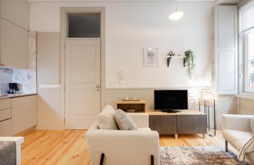 Centro / Baixa Apartment | Sol Modern Studio @ Batalha Metro