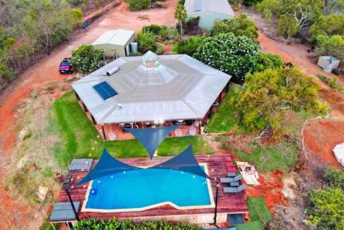 Broome Bed & Breakfast | Sol Retreat Waterbank