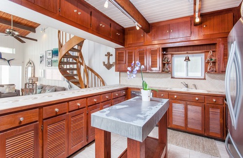 Indian Shores Condo | Sol-Sister - Private Beach Getaway Overlooking The Gulf
