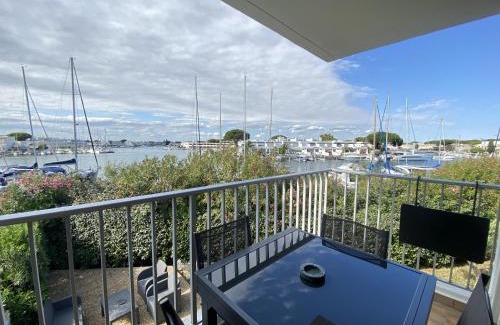 Le Grau-Du-Roi Apartment | Sol-y-Days Santa Maria vue sur les marinas