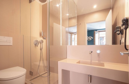 Gothic Quarter Hostel | Sol y K