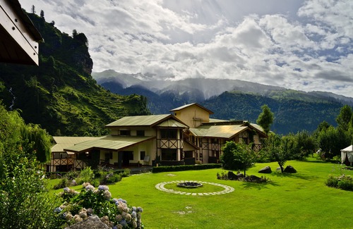 Palchan Hotel | Solang Valley Resort