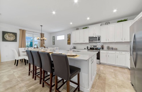 Kissimmee House | Solara Resort Home with Private Pool | Close to Disney and Major Attractions