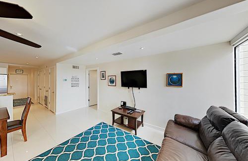 South Padre Island Apartment | Solare Garden Villa 877