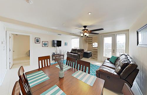 South Padre Island Apartment | Solare Garden Villa 877