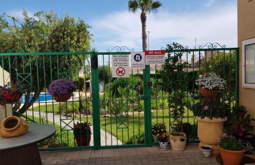 Orihuela Costa Apartment | Solarium, pool & views in Playa Flamenca