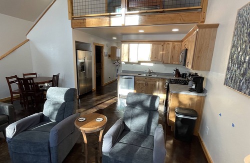 Soldotna Cottage | Soldotna Kenai Moose Lane Cottages # 3 Central to Kenai and Soldotna.
